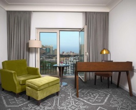 Двухместный номер с красивым видом из окна двуспальная кровать в Hyatt Regency Baku