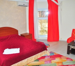 Номер улучшенный с 1 двуспальной кроватью в Волна