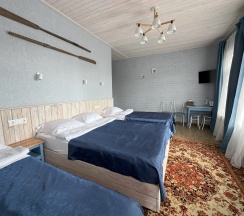 Четырехместный Стандарт с балконом "Богудония" в Крыжовник