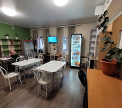 Койко-место в мужском номере на 10 человек в Main room