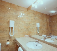 Junior Suite (полулюкс) с кроватью «KING SIZE» в Бардин