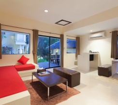 Люкс с красивым видом из окна в Lima Bella Resort
