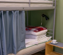 Спальное место в женском 6-ти местном номере в Story Hostel