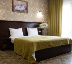 Улучшенный стандарт с боковым видом на море и горы в Karap palace hotel