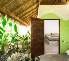 Вилла с видом на сад в Sand Shine Villa