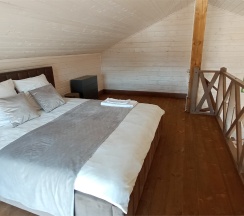 Кемпинг 7 в Вишня