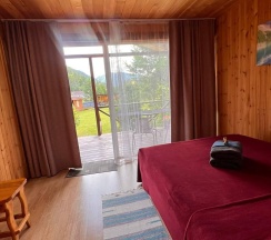 Номер стандарт с 1 двуспальной кроватью в Радость