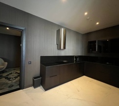 Люкс Президентский с балконом и с красивым видом из окна в Владикавказ