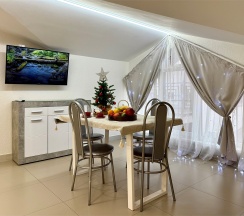 Апартаменты №5 "Джуниор" на мансардном этаже в Саквояж