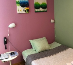 Двухместная комната с собственной мини - кухней для 2 взрослых / Single or Twin room with private mini - kitchenette в Pio