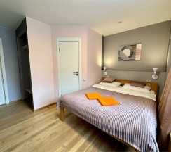 Двухместный номер с одной большой кроватью (DBL) в Riverside Hotel