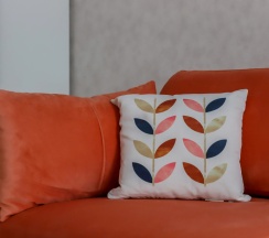 Апартаменты с 2 комнатами с балконом в Квартира Eliza Home у ст. метро Ул. Дыбенко