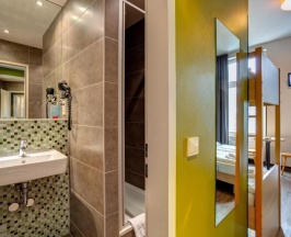 Двухместный семейный номер Standard двухъярусная кровать в MEININGER Hotel Berlin Mitte