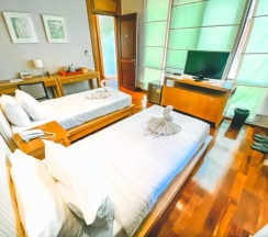 Вилла с 5 комнатами в Royal Sammuk villas