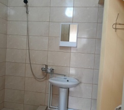 Трехкомнатный номер с удобствами до 9 человек в Восход