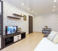 Двухместные апартаменты с балконом двуспальная кровать в Апартаменты Хоружей 5/Б