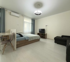 (1 студия )  Апартаменты на Баумана в ApartKazan у Кремля