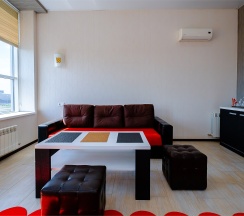 Люкс двухкомнатный с балконом в Avangard Hotel