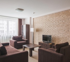 Апартаменты Superior c 1 комнатой с балконом и с красивым видом из окна в Комплекс апартаментов Комфорт