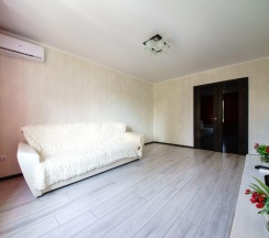 3-комнатные апартаменты улучшенные в Favourite Home (Фэйворит Хоум) на улице Астраханская