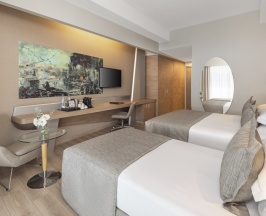 Двухместный номер Deluxe с видом на город двуспальная кровать в Concorde De Luxe Resort - Prive Ultra All Inclusive