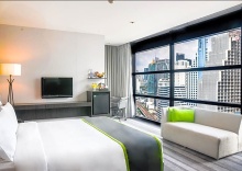 Клубный номер Standard в Holiday Inn Bangkok Sukhumvit, an IHG Hotel