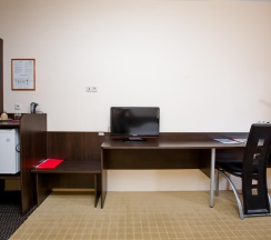 Номер стандарт с 1 двуспальной кроватью в Астория