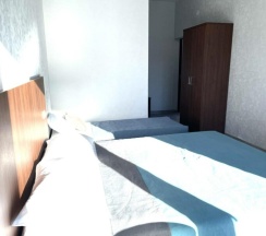 3-местная комната комфорт с балконом в SunMania