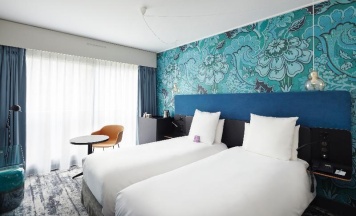 Двухместный номер Standard с балконом 2 отдельные кровати в Mercure Paris Bastille Saint Antoine