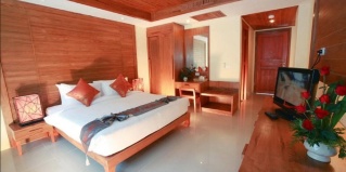 Карон: Курортный отель Honey Resort