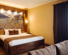 Двухместный полулюкс с балконом двуспальная кровать в Sunrise eco hotel