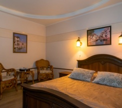 Двухместный полулюкс с видом на город двуспальная кровать в Incanto Hotel