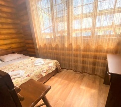 Четырехместный семейный номер (деревянный корпус) в Ирбис