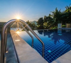 Двухместный люкс Executive Pool с видом на море двуспальная кровать в Отель Panviman Resort Koh Phangan