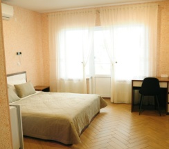 Двухместный номер с широкой кроватью и балконом в Озёрная