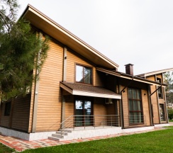 Коттедж с балконом в Литфонд