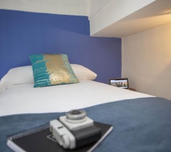 Четырёхместный семейный номер Standard с балконом в Casual Ilbira Granada Hotel