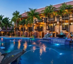 Двухместный номер с доступом в бассейн двуспальная кровать в Princess Kamala Beachfront Hotel