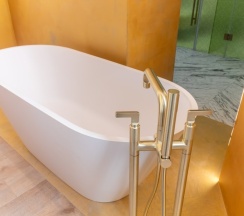 Двухместный люкс Senior двуспальная кровать в The Veil Taste & Relax​