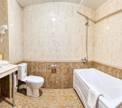 ДЕЛЮКС с балконом и видом на горы в Greek house viva hotels group