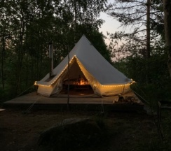 Тент с видом на окрестности в Soulcamp