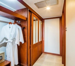 Одноместный полулюкс 2 отдельные кровати в Bangkok Palace Hotel