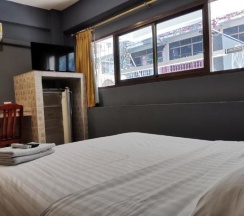Двухместный номер Standard двуспальная кровать в Jellyfish Hostel