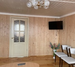 Шестиместные апартаменты Дуплекс с балконом в Завирье