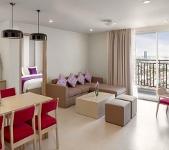 Апартаменты Deluxe с 3 комнатами в Mercure Hai Phong