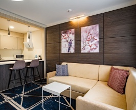 2-комнатные апартаменты Люкс в Ramada Hotel & Suites by Windhham Novosibirsk
