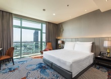 Люкс с 2 комнатами с видом на реку в Chatrium Hotel Riverside Bangkok