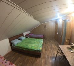 Четырёхместный семейный номер Economy в 645 км