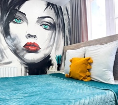 Трёхместные апартаменты в Апартаменты Like Home на Земнухова 2