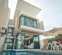 Вилла с 3 комнатами в Tropicana Pool Villa
